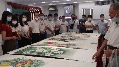 嘉友喜迎画展，庆贺建党周年
