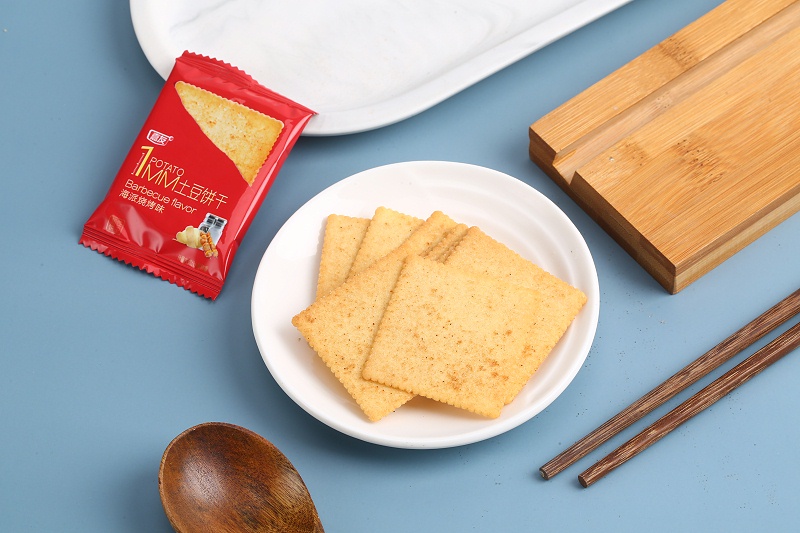 【嘉友1MM土豆饼干烧烤味/酱油味】像纸一样薄的小饼干，脆不可挡~